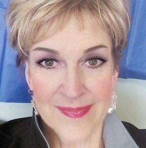 Meet your Posher, Paula